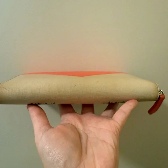 *Rare* Fendi Monster Long Wallet - Picture 3 of 10